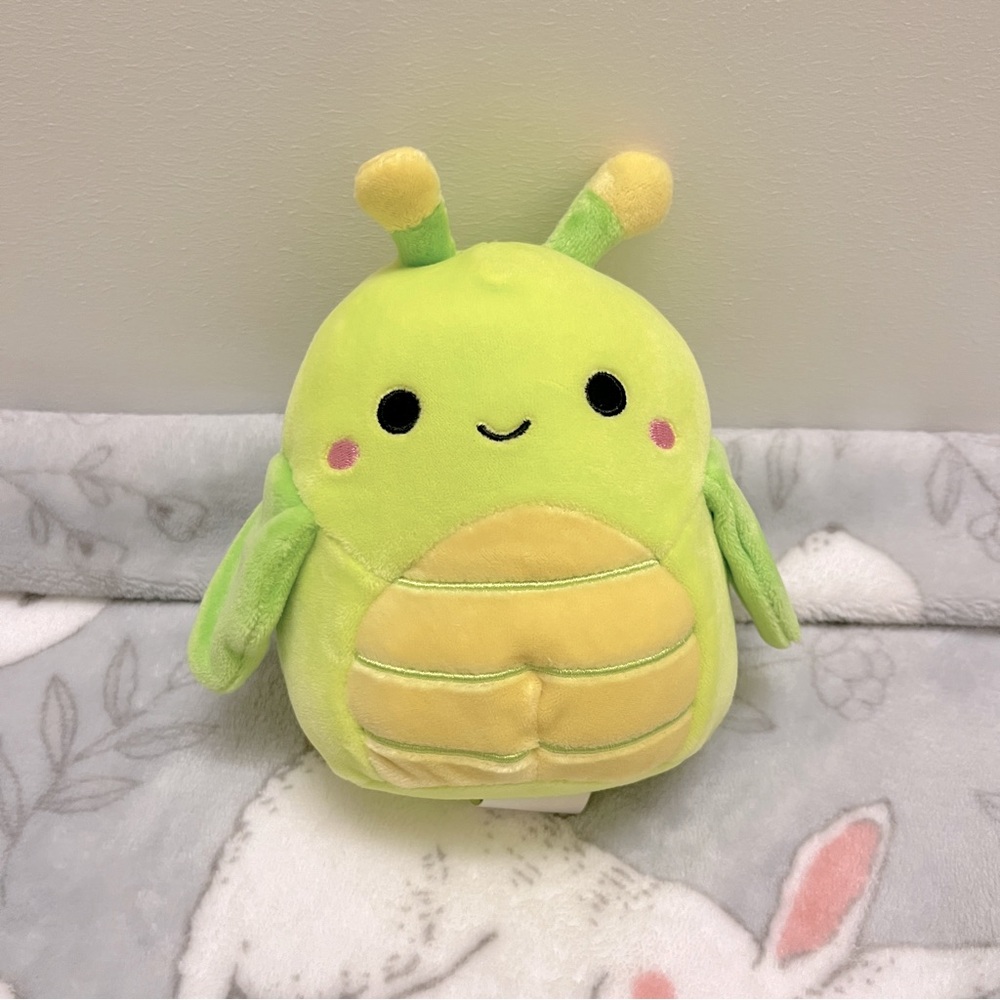 BNWOT Pilar the Grasshopper 5 inch Squishmallow